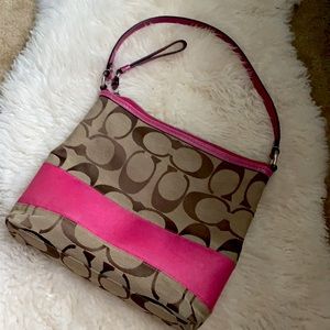 VINTAGE COACH SHOULDER BAG